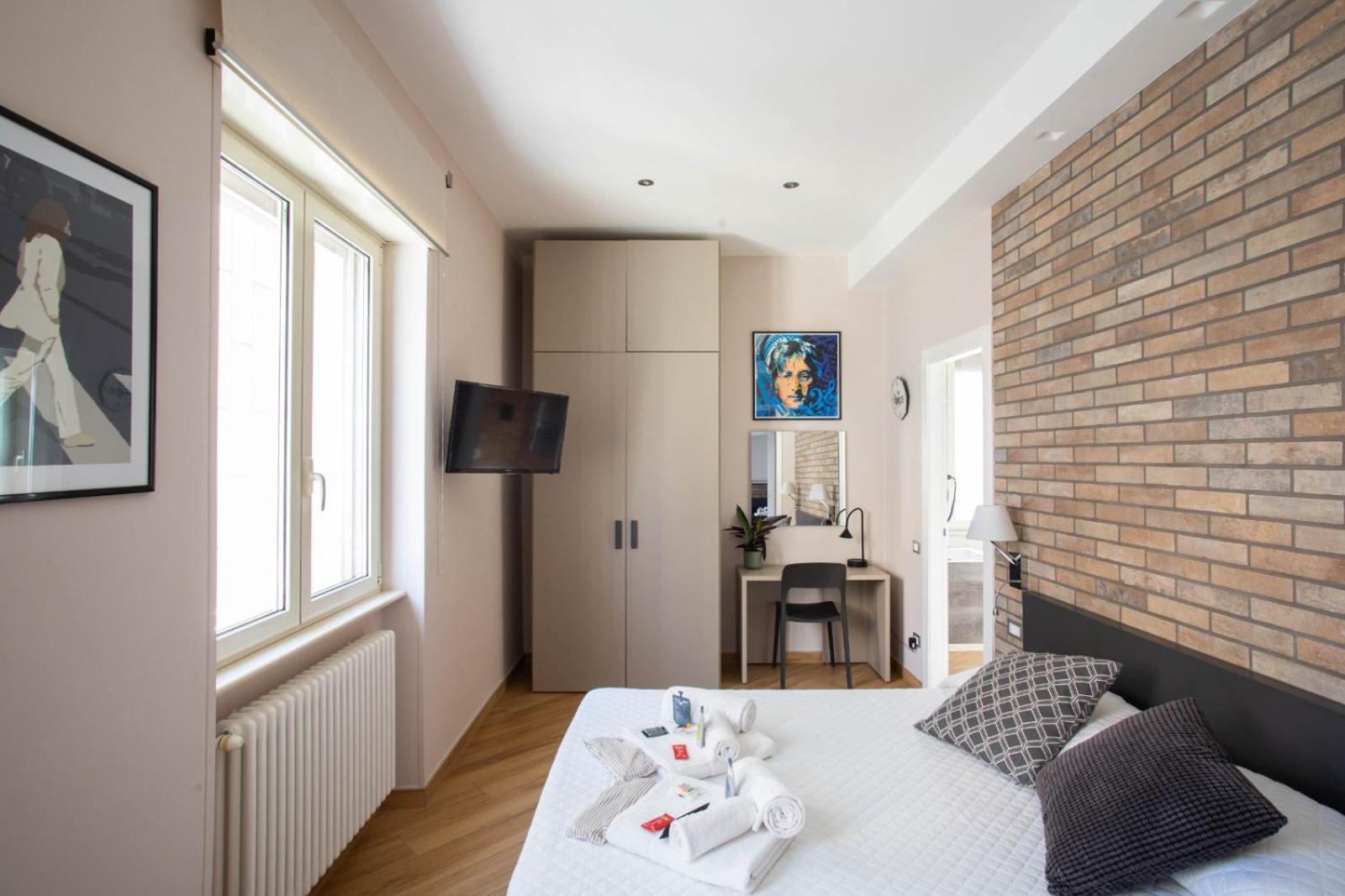 Little Rock Guest House Gaeta Exteriör bild