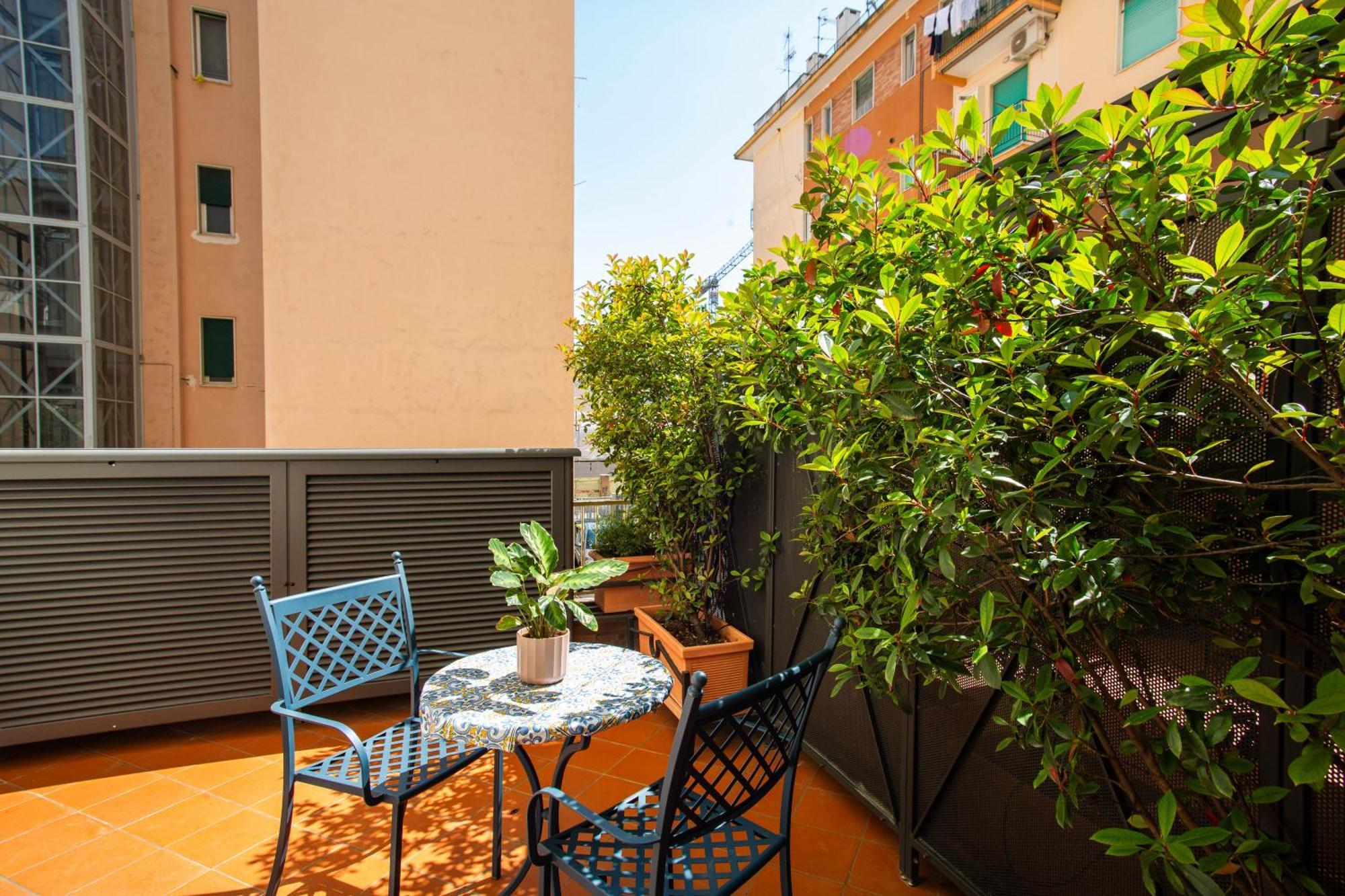 Little Rock Guest House Gaeta Exteriör bild